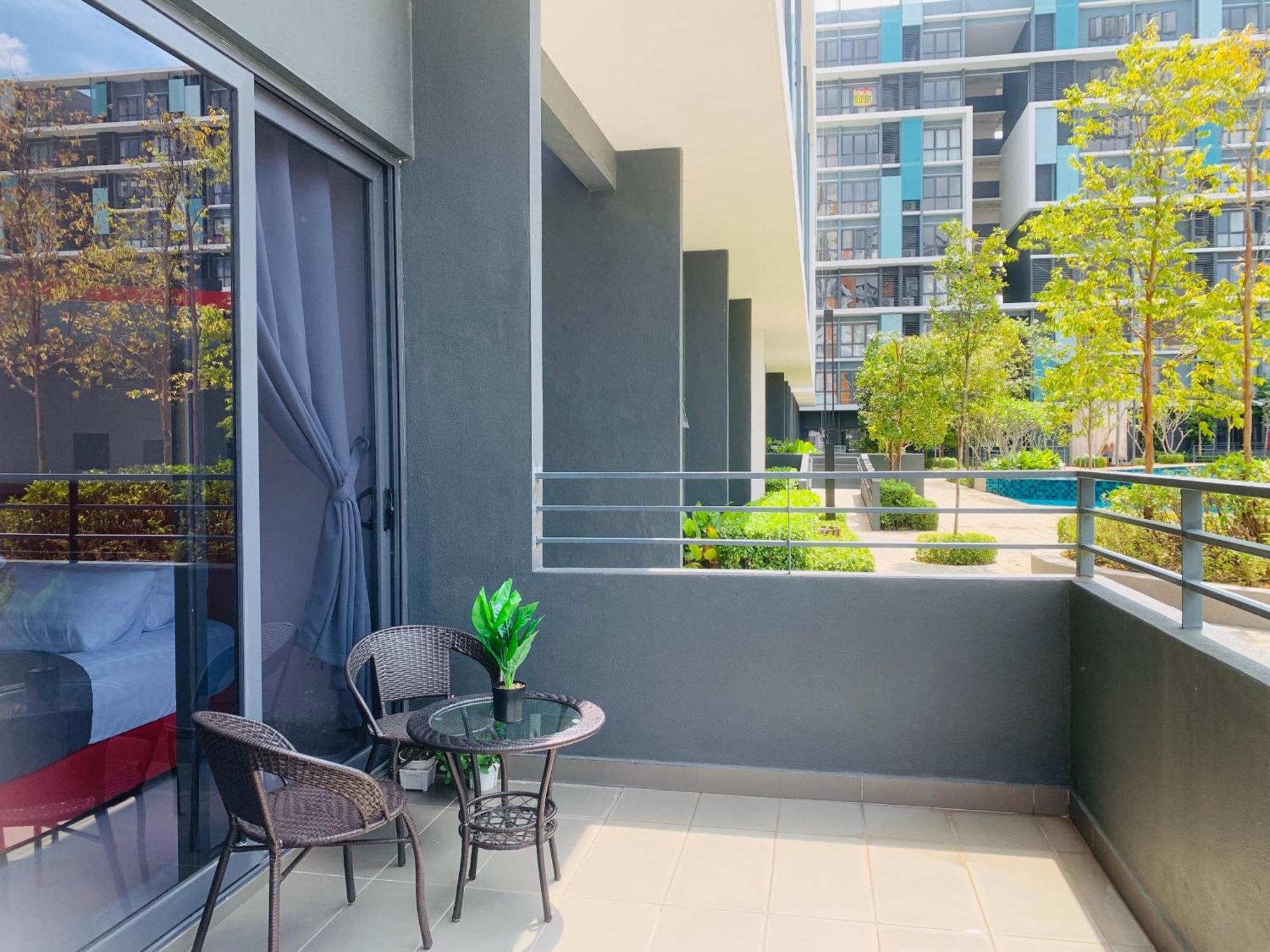 Coresoho Suite By Bkastaycation Kotawarisan Sepang Klia Airport, Free Wifi Exteriör bild